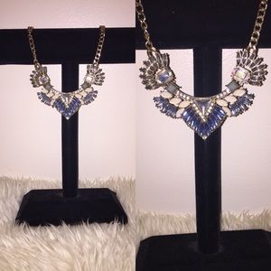 Statement necklace
